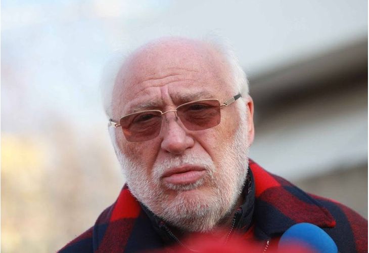 Емилиян Гебрев Емилиян Гебрев